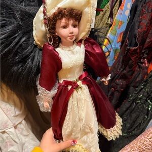 Porcelain Dress-Up Doll purse dolls kill